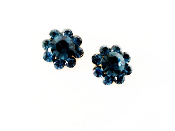 BRINCO PEQ. BASE FLOR COM STRASS SWAROVSKI AZUL MARINHO